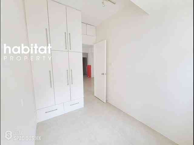 Poho - 152-154, Hollywood Road 05