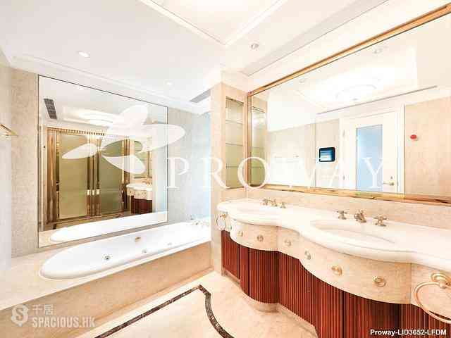 Mid Levels Central - Regence Royale 06