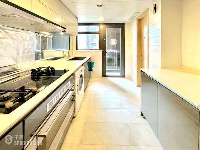 Tung Chung - The Visionary 26