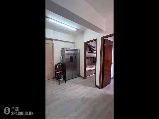 Yau Ma Tei - Kam Fai Building 03