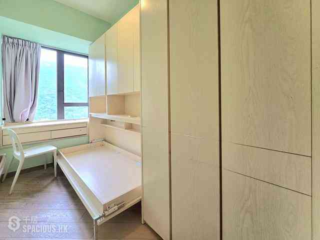 Tung Chung - The Visionary 16