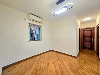 Tung Chung - Tung Chung Crescent 06