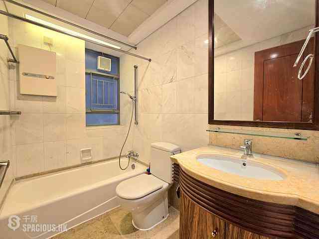 Tung Chung - Tung Chung Crescent 12