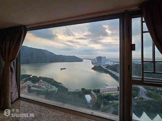 Tung Chung - Tung Chung Crescent 21