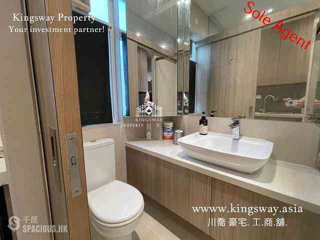 Central - 7-9, Shin Hing Street 03