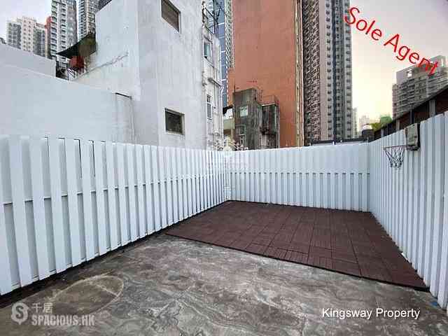 Central - 7-9, Shin Hing Street 06