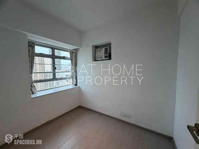 Shek Tong Tsui - Jadeview Court 05