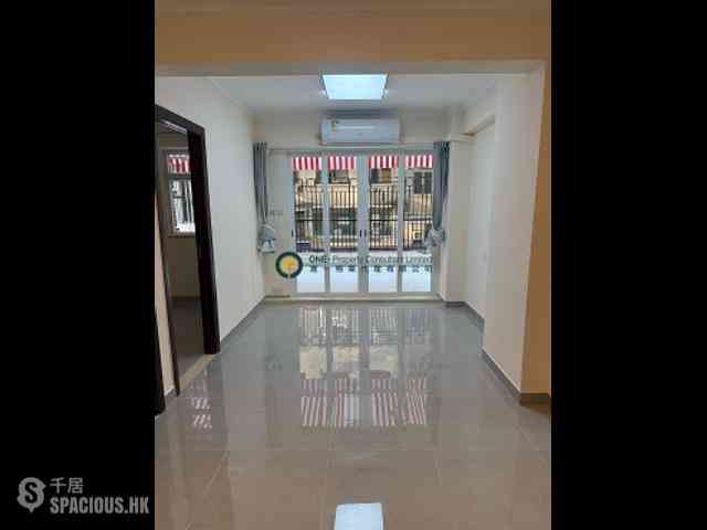 Sai Ying Pun - Hang Sing Mansion 01