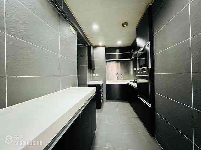 Wan Chai - Phoenix Court 05
