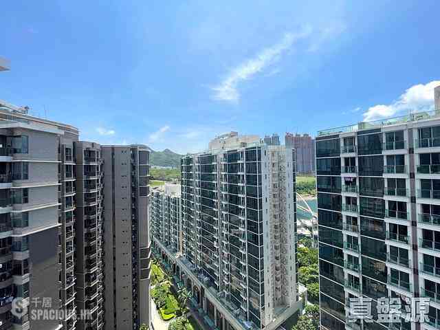 Tseung Kwan O - The Papillons 03