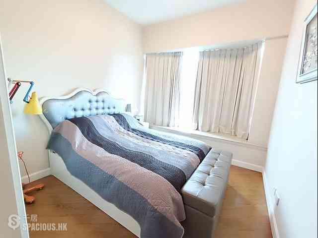 Mid Levels Central - Regence Royale Tower 2 05