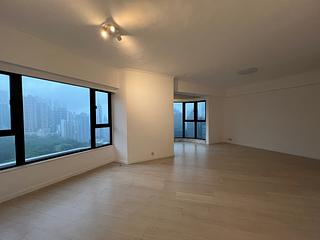 Mid Levels Central - Birchwood Place 05