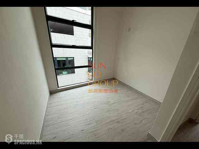 Pok Fu Lam - Bisney Terrace 06