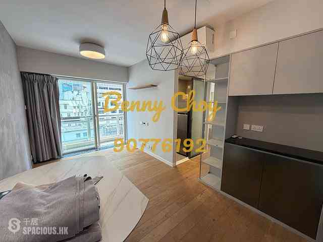 Soho - Centrestage Block 1 01