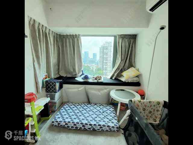 Tai Hang - Jardine Summit 06