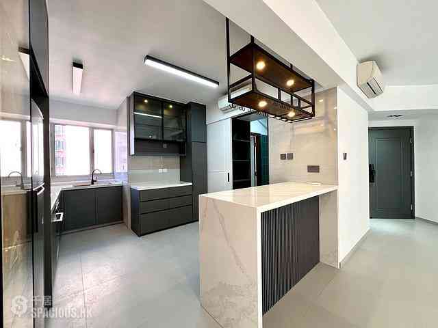 Mid Levels Central - Tregunter Tower 3 09
