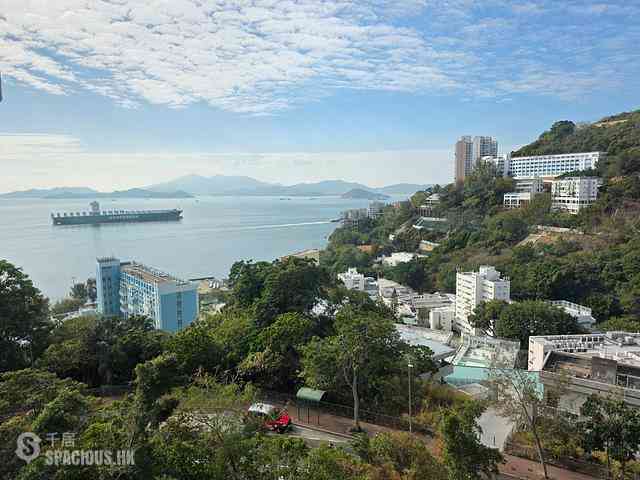 Pok Fu Lam - Bisney Terrace 01