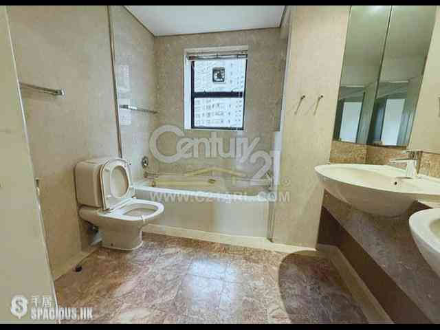 Central - The Albany 06
