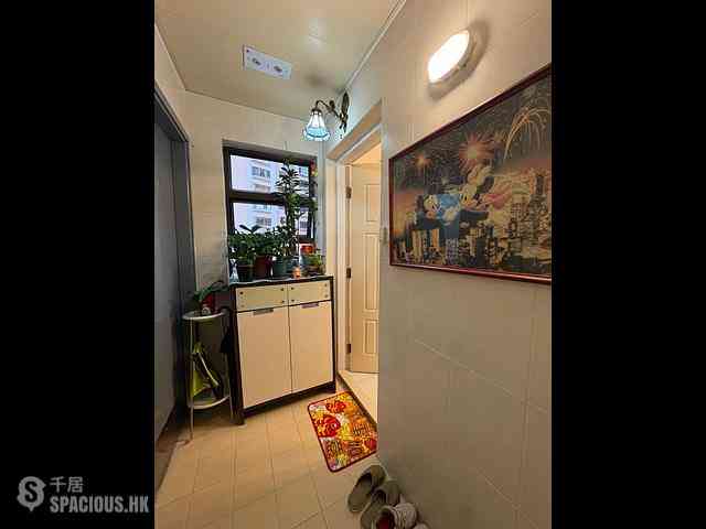 Sai Ying Pun - Good View Court 04
