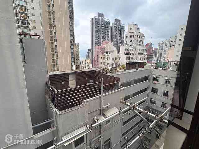 Sai Ying Pun - Good View Court 05
