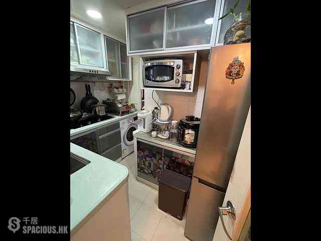 Sai Ying Pun - Good View Court 07