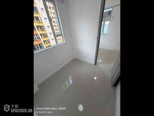 Kennedy Town - Han Yu Building 06