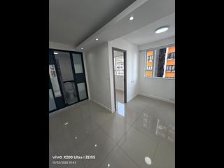 Kennedy Town - Han Yu Building 08