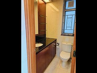 West Kowloon - Sorrento 06