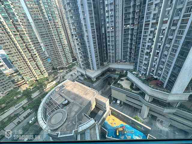 Tai Kok Tsui - The Long Beach Tower 3 01
