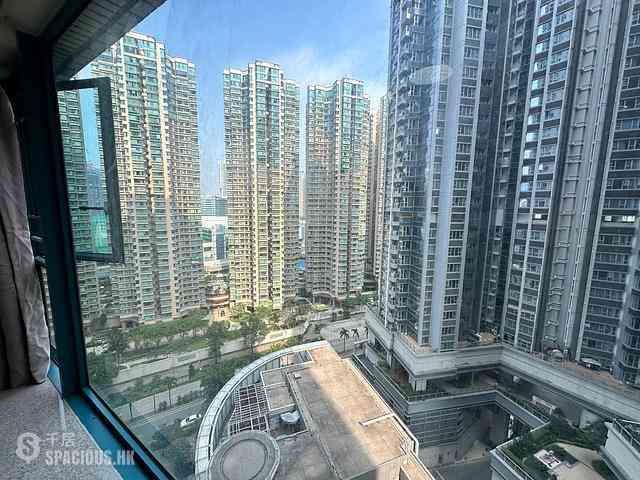 Tai Kok Tsui - The Long Beach Tower 3 03