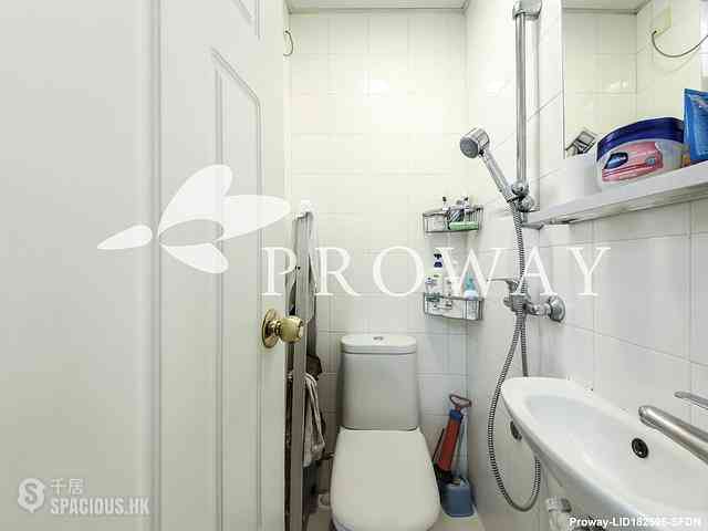 Pok Fu Lam - Baguio Villa Block 26 12