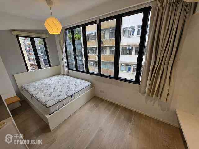 Sheung Wan - 183, Queen's Road West 04