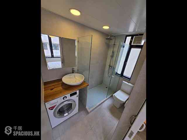 Sheung Wan - 183, Queen's Road West 06