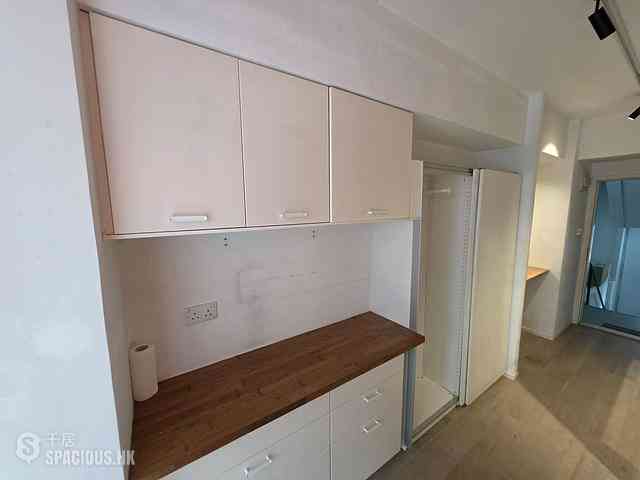 Sheung Wan - 183, Queen's Road West 07