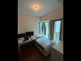 Wan Chai - The Avenue Phase 1 Block 5 06