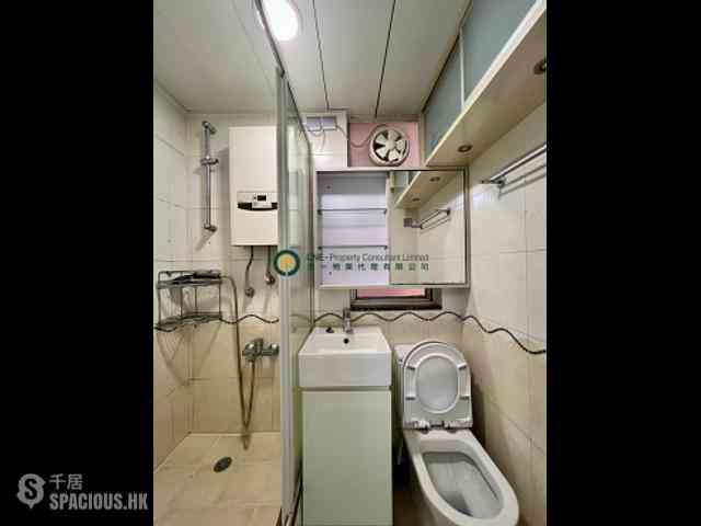Sai Ying Pun - Wah Fai Court 04