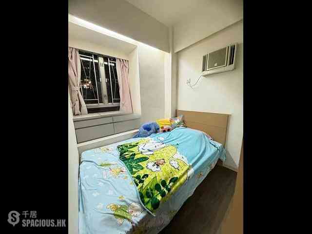 Sai Ying Pun - Lai King Court 06