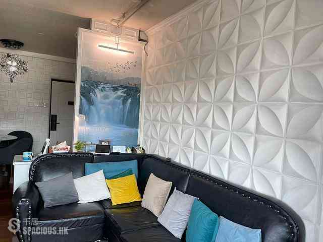 Kwun Tong North - Man Wo Garden Mansion 07
