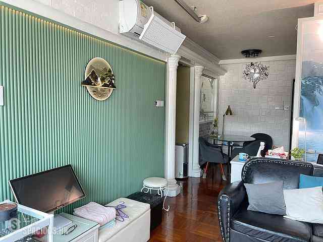Kwun Tong North - Man Wo Garden Mansion 08
