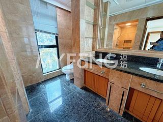 Mid Levels Central - The Harbourview 09