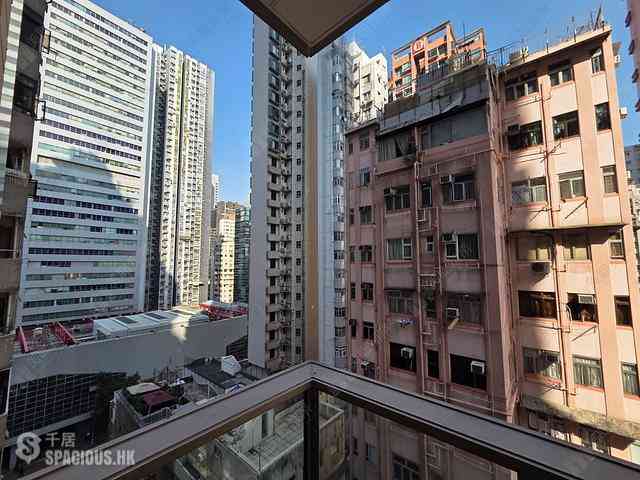 Wan Chai - The Avenue 06