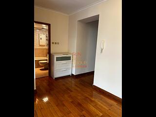 Kennedy Town - University Heights Block 2 03