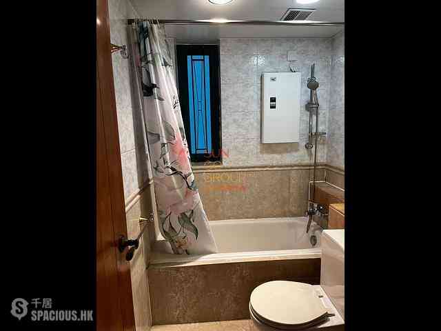 Kennedy Town - University Heights Block 2 06