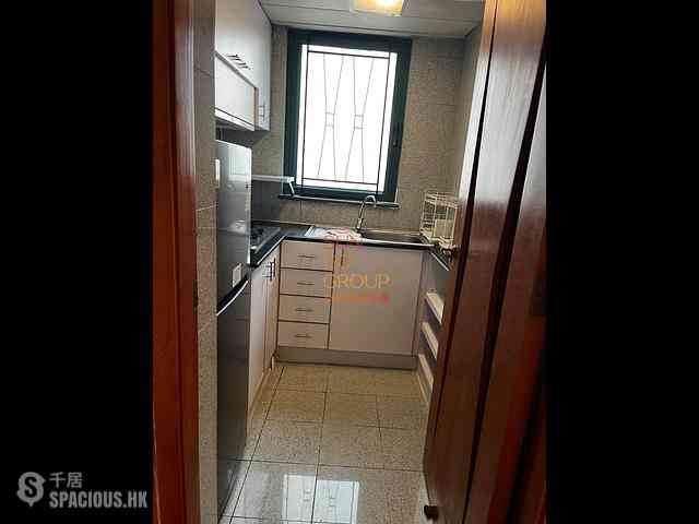Kennedy Town - University Heights Block 2 04