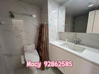 Wan Chai - Convention Plaza Apartments 06