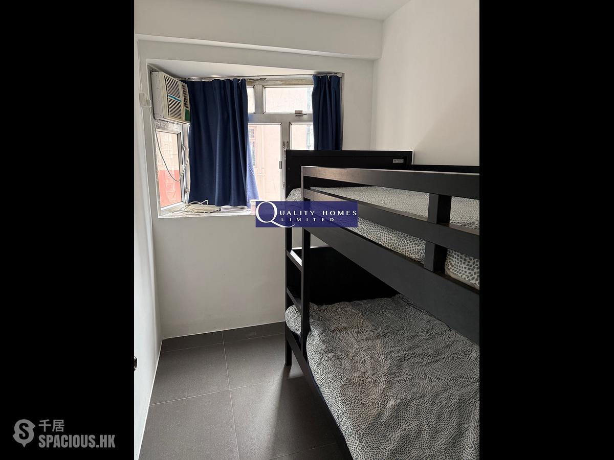 Kennedy Town - Luen Wai Apartment 01