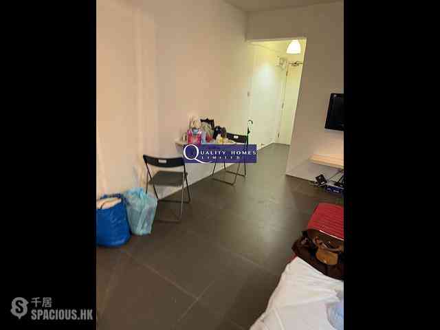 Kennedy Town - Luen Wai Apartment 04