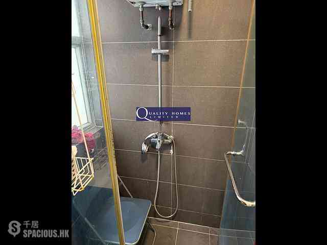 Kennedy Town - Luen Wai Apartment 10