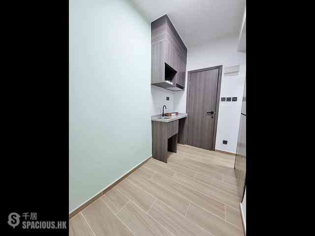 North Point - Pak Fuk Building 02
