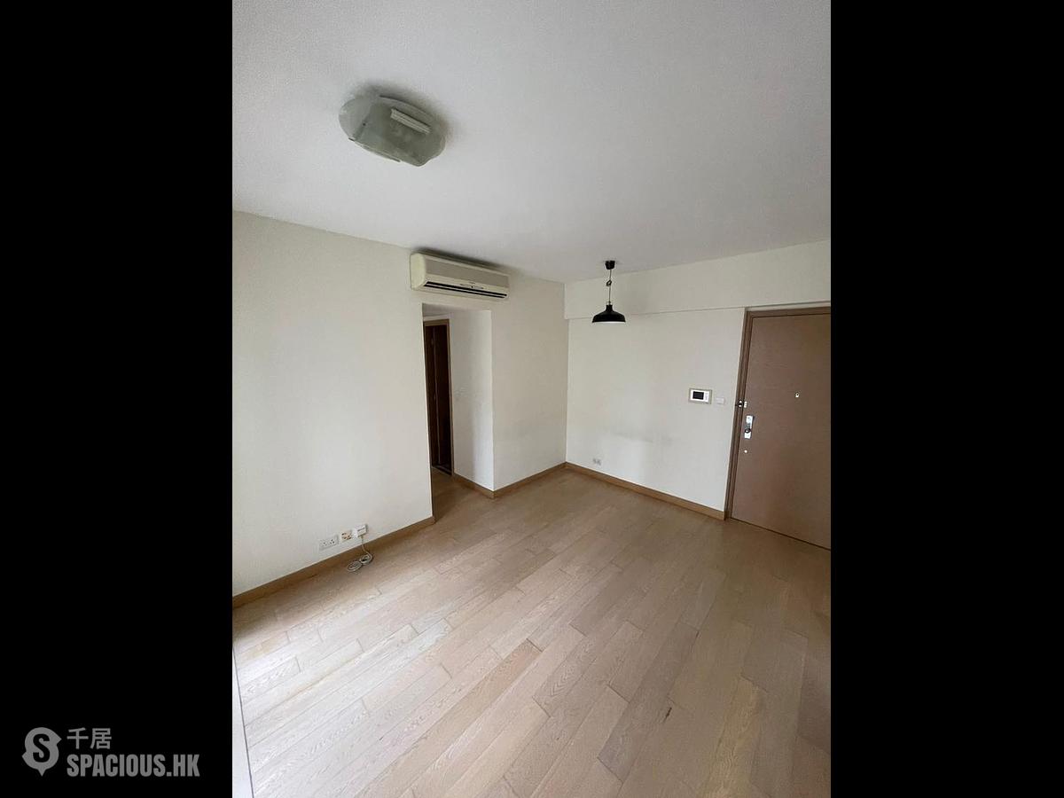 Sai Ying Pun - Island Crest Block 2 01